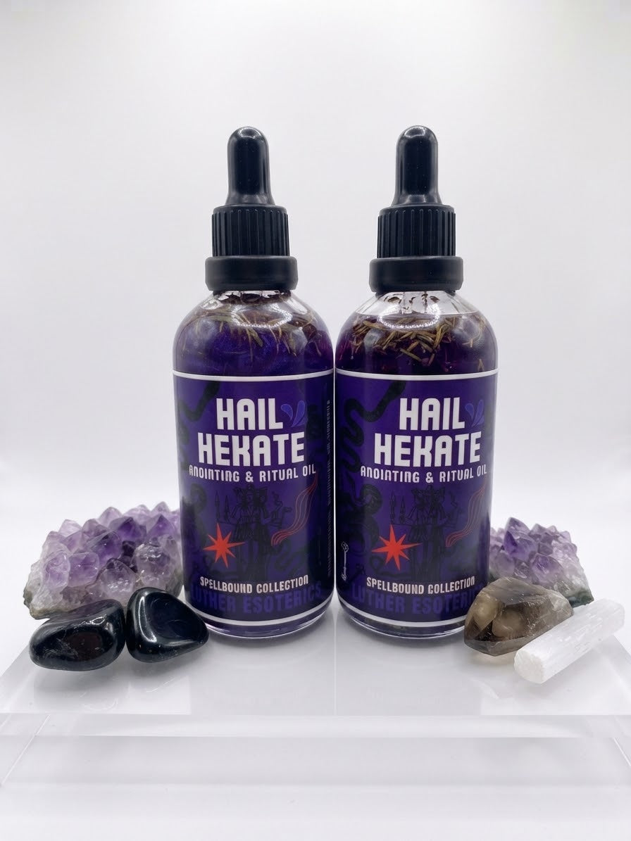 HAIL HEKATE - Anointing & Ritual Oil